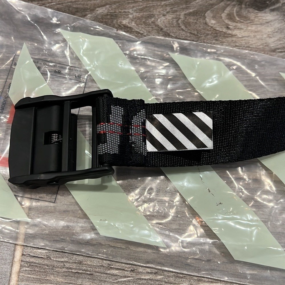 OFF-WHITE Belt - Picture 4 of 6